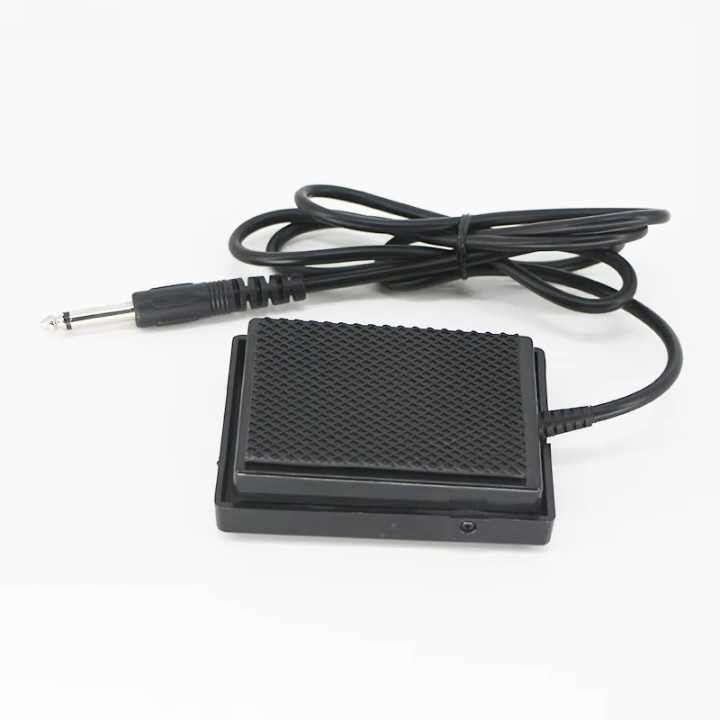 Universal TB200/Piano Sustain  - đánh giá và giá Piano Sustain Pedal